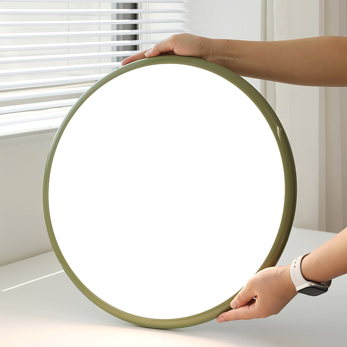 Plafonnier Orientable Design Moderne avec Éclairage Doux pour Salon - vue de profil
