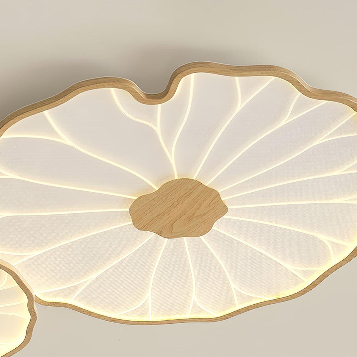 Plafonnier en forme de feuille de lotus, finition bois naturel, pour salon - détail de fixation